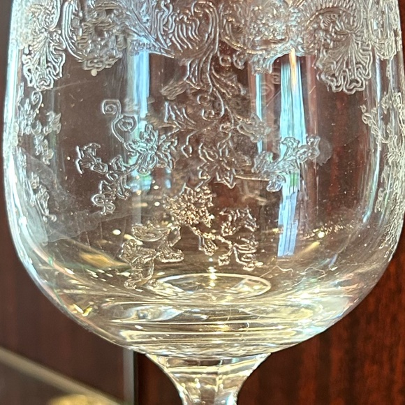 Crystalex Wine Glass Bohemia Crystal Clear Etched Queen's Lace Goblet 5.75"High. - Picture 5 of 6
